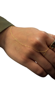 Lara Finger Bracelet